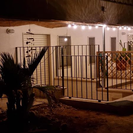 Le Case Di Pat - Palms Home Сан Пиетро ин Беваня Екстериор снимка