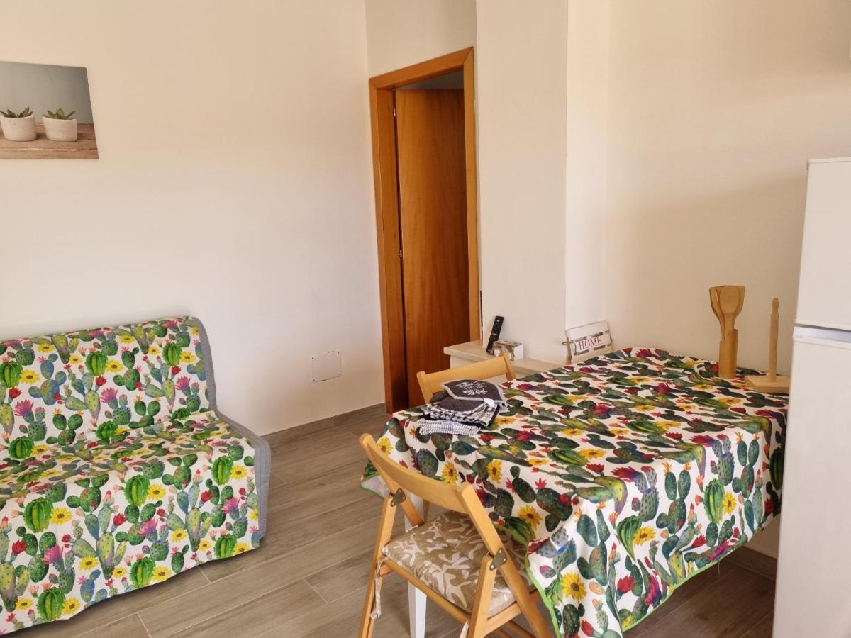 Le Case Di Pat - Palms Home Сан Пиетро ин Беваня Екстериор снимка